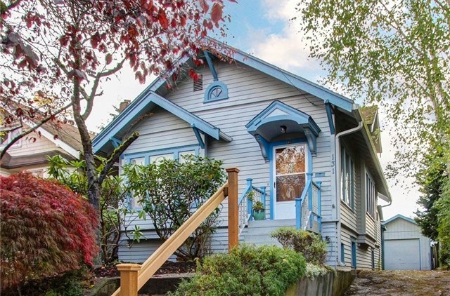 Retirement to Seattle Calls for a House in Phinney Ridge to Live in
