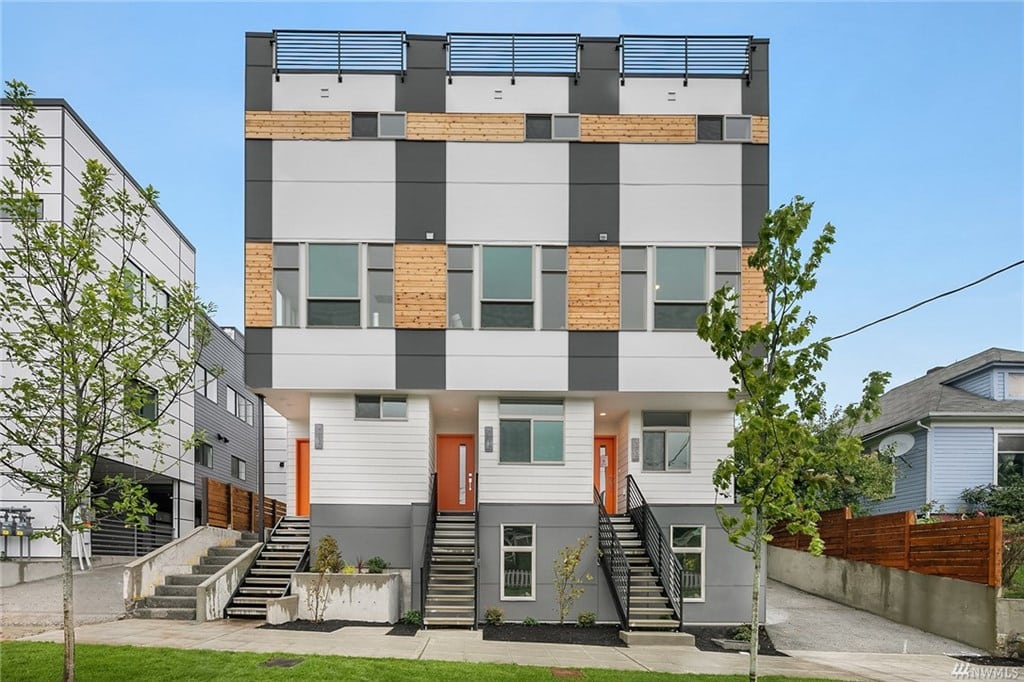 First Time Buyers Land in New Construction in Beacon Hill